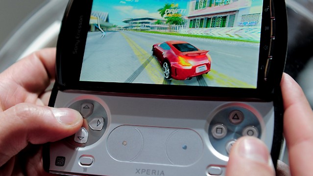 More Than 50% Of App Store, Google Play Revenue Goes To Just 25 Developers