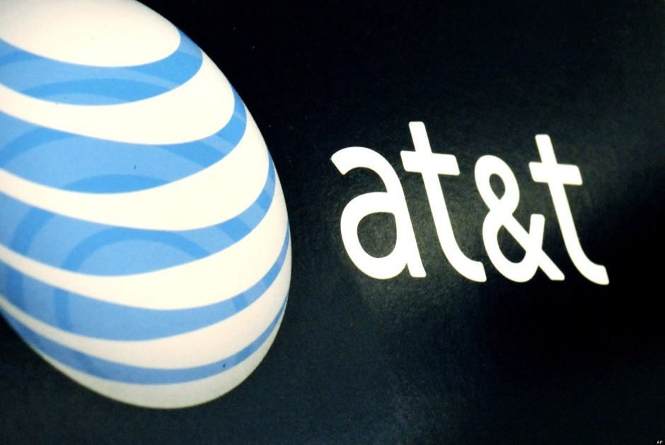 Woz Plans On Buying Three iPads This Weekend AT&T being generous? What?!