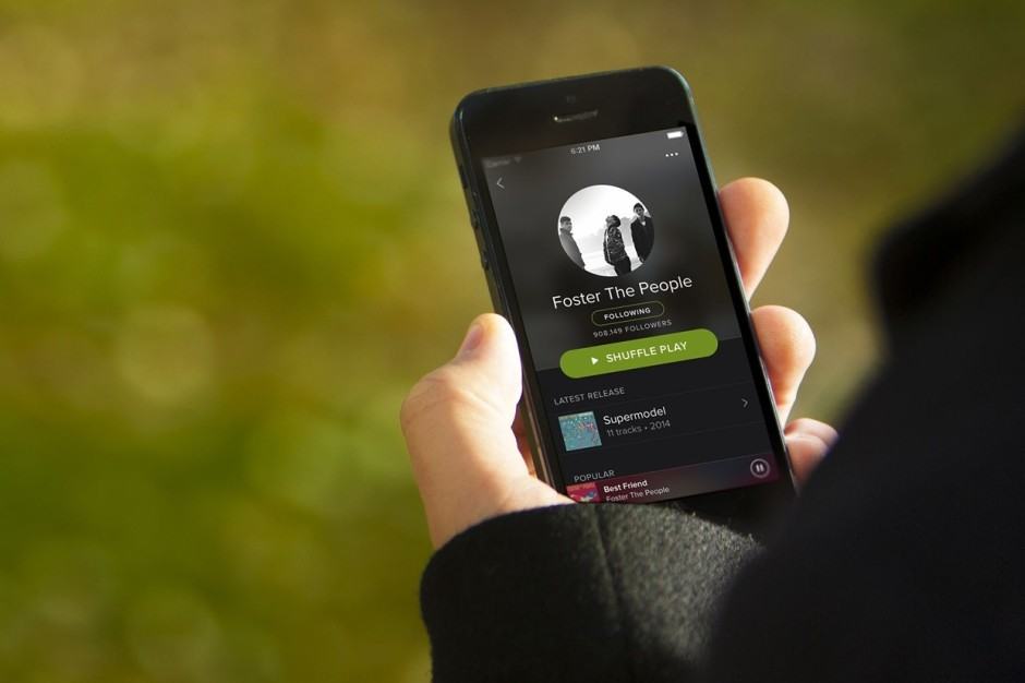 Spotify new iPhone 940x626 Spotify is finally listening to the labels. Photo: Spotify