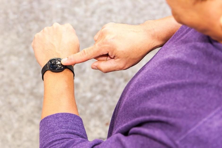Nuyu's fitness tracker can be worn on your wrist, belt, laces, and more. Photo: Health o Meter